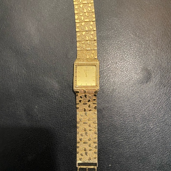 14k geneve gold nugget watch 60 grams - Picture 5 of 6